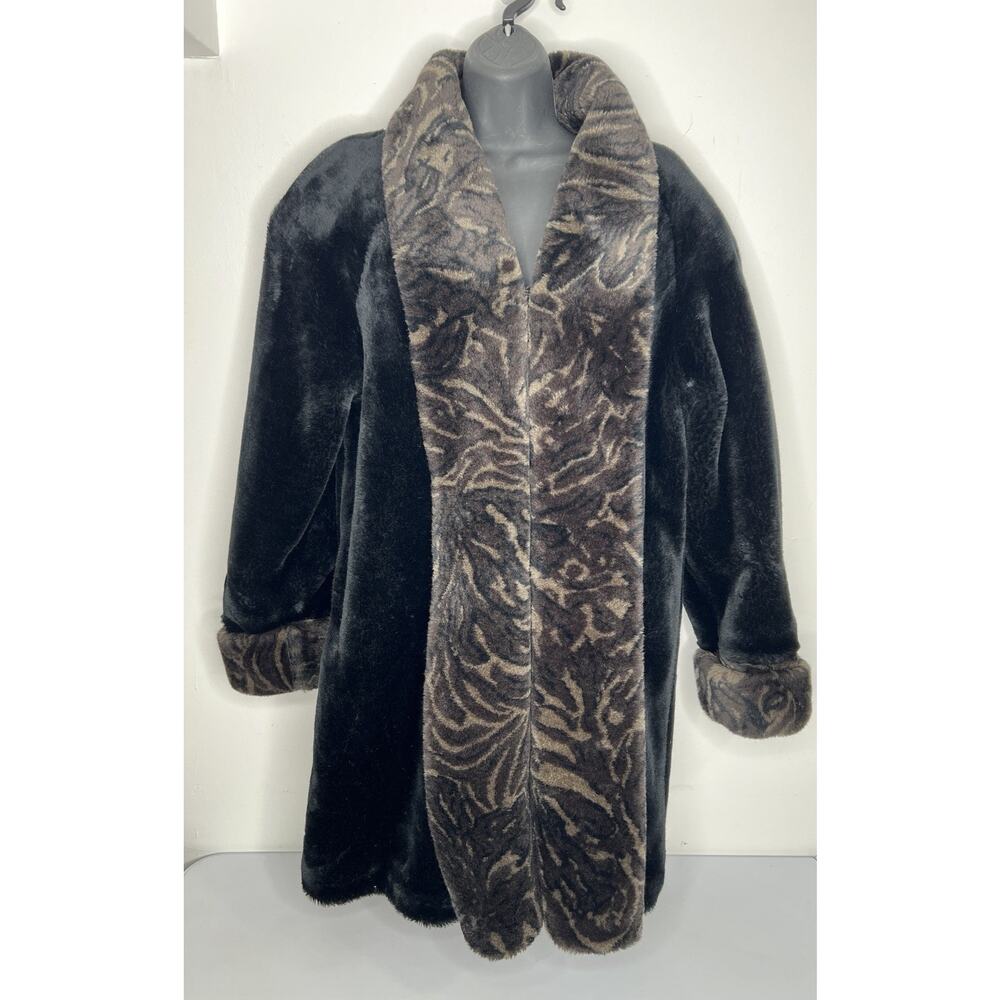 Monterey Fashions Coat Faux Fur Tiger Pattern Black Swing Coat USA Sz Small